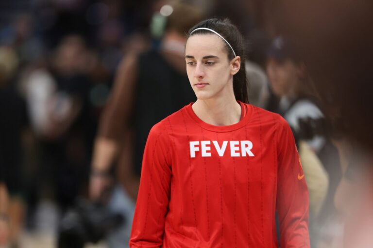 Caitlin Clark Pre Game Wormup