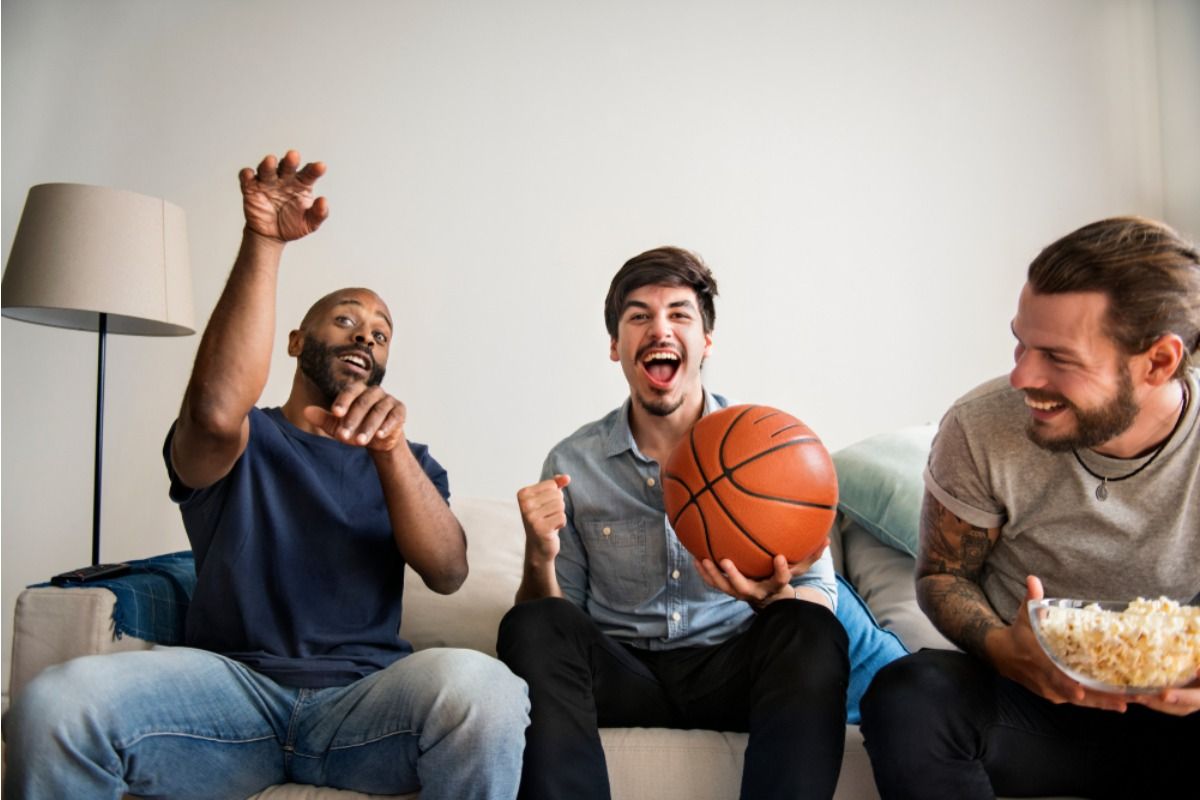 NBA Fans Are Reacting to Another 20-Point Comeback, and One Opinion Keeps Taking Over Online, “Leads Don’t Mean Anything Anymore”