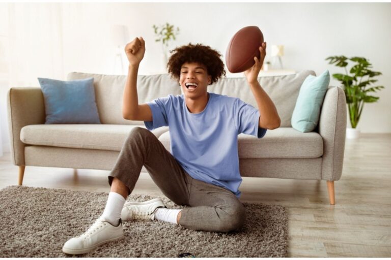 Younger Fans Are Choosing Individual Players Over Teams, and Some Say “Team Loyalty Is Slowly Disappearing”